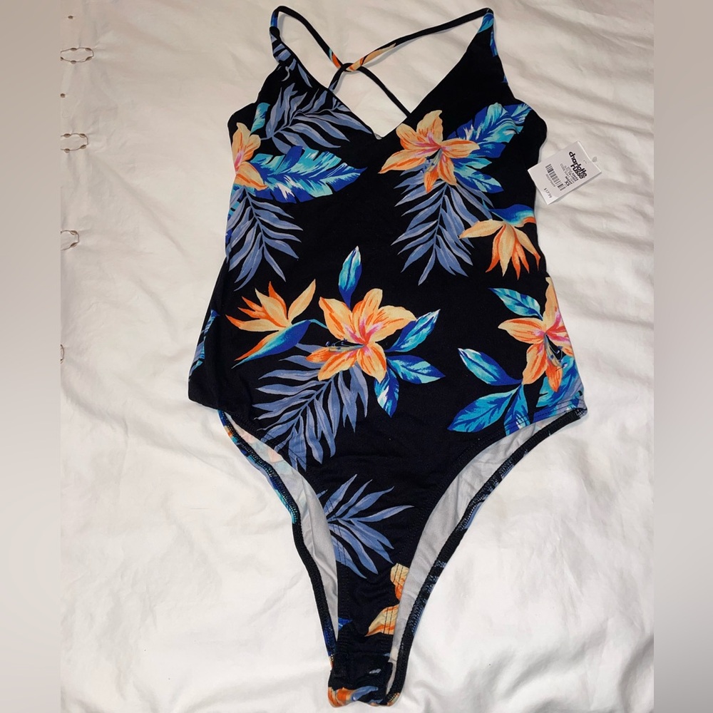 NWT Charlotte Russe Tropical Floral Black Night Tank Bodysuit size small
